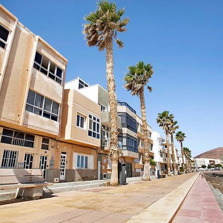 Ocean Side Arinaga Apartment Exterior photo